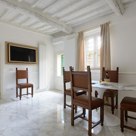 Domus Nannini Spa - L' Arco Di Matteotti Siena Buitenkant foto