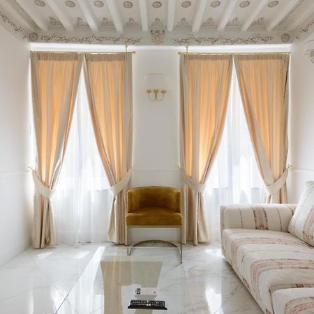 Domus Nannini Spa - L' Arco Di Matteotti Siena Buitenkant foto