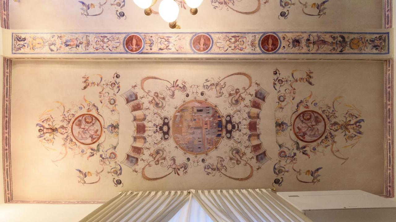 Domus Nannini Spa - L' Arco Di Matteotti Siena Buitenkant foto