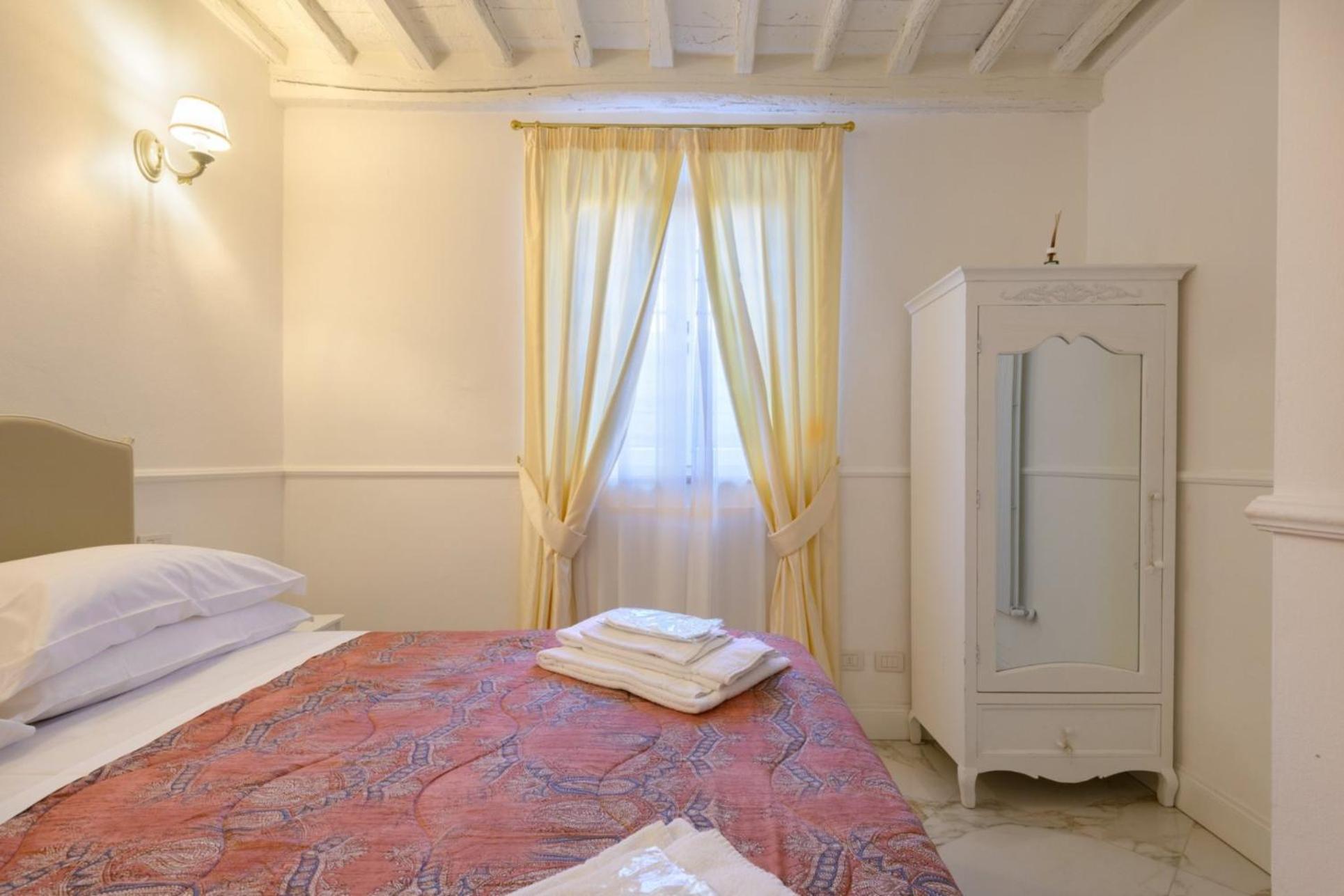 Domus Nannini Spa - L' Arco Di Matteotti Siena Buitenkant foto