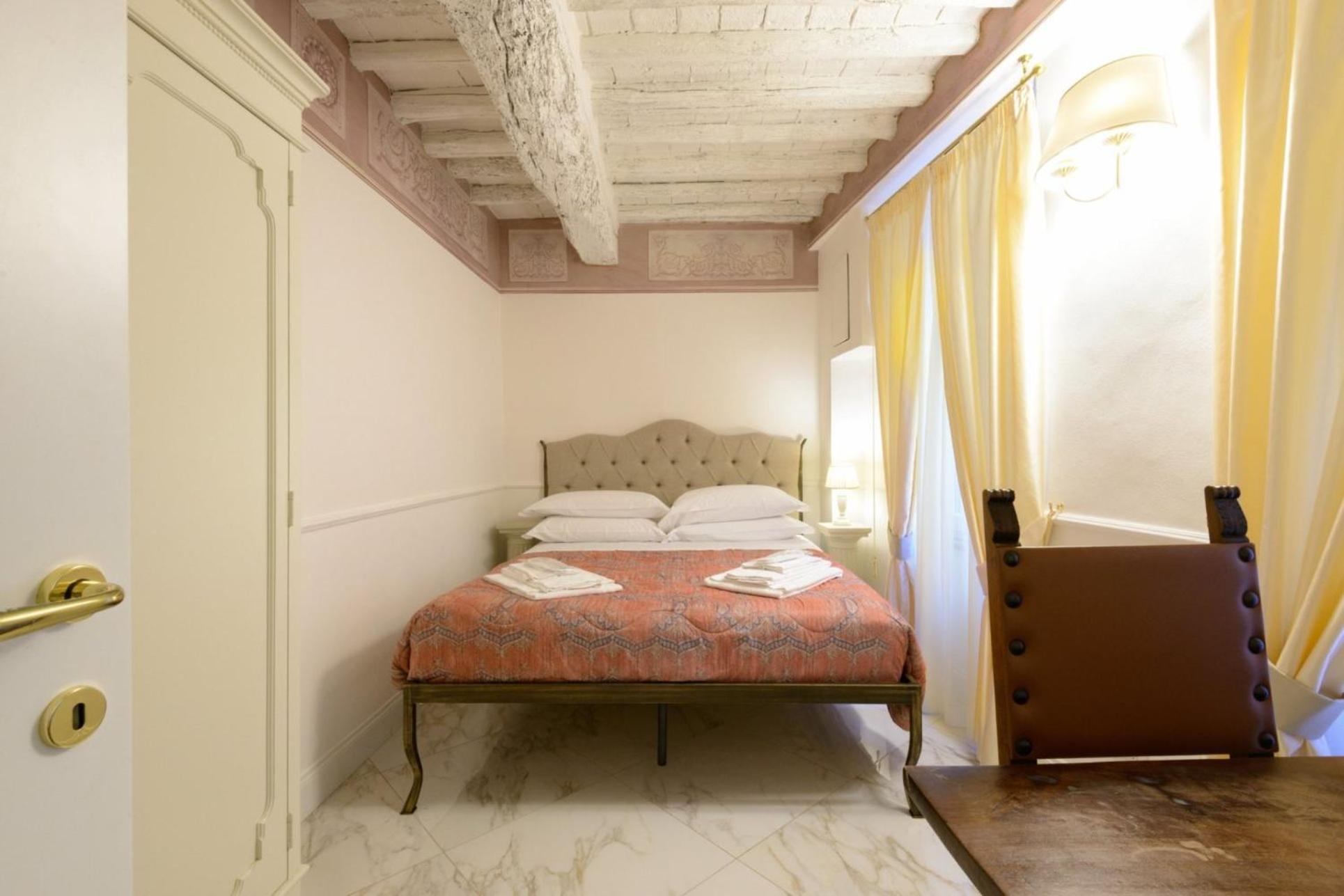 Domus Nannini Spa - L' Arco Di Matteotti Siena Buitenkant foto