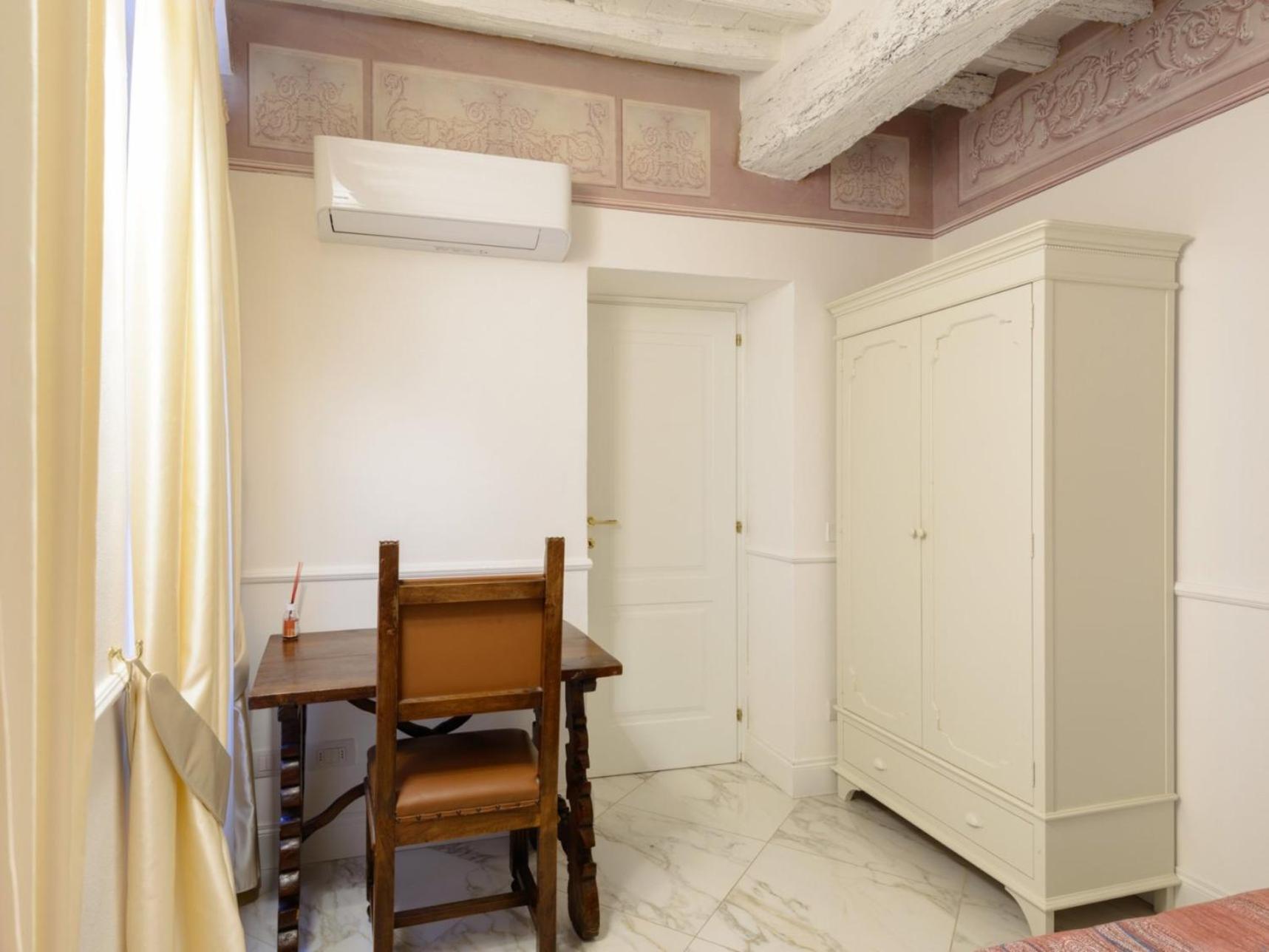 Domus Nannini Spa - L' Arco Di Matteotti Siena Buitenkant foto