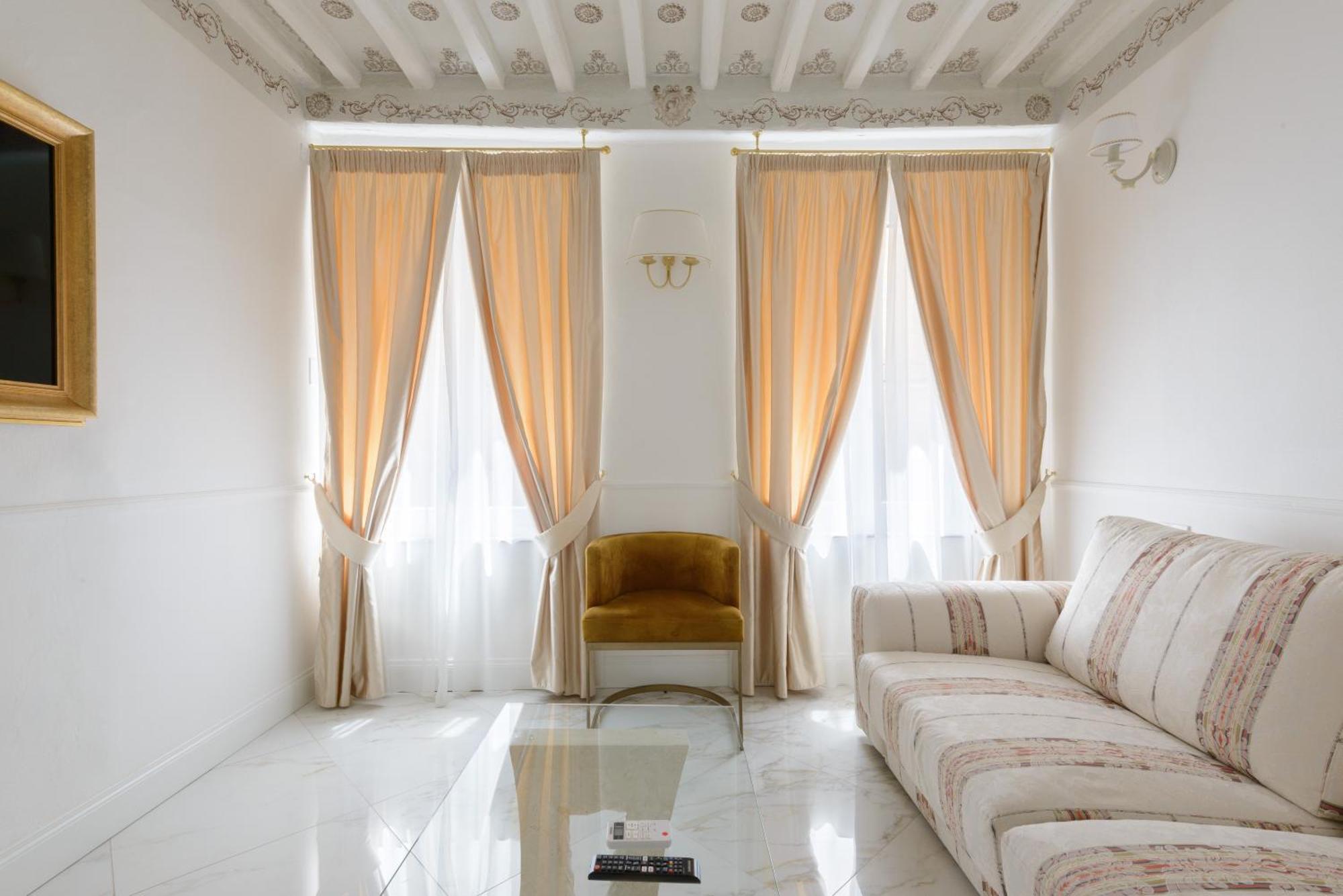 Domus Nannini Spa - L' Arco Di Matteotti Siena Buitenkant foto