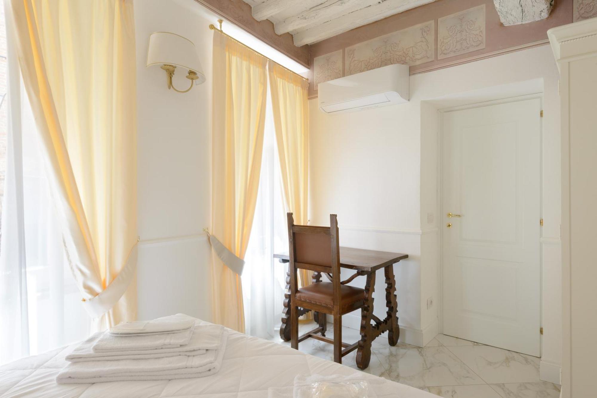 Domus Nannini Spa - L' Arco Di Matteotti Siena Buitenkant foto