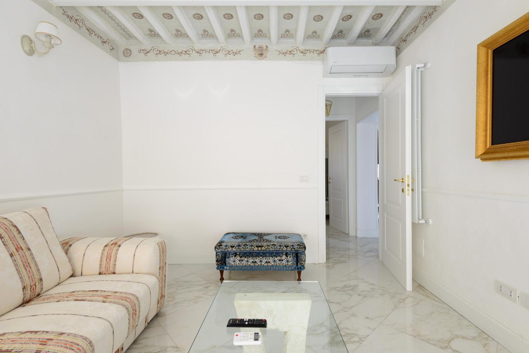 Domus Nannini Spa - L' Arco Di Matteotti Siena Buitenkant foto