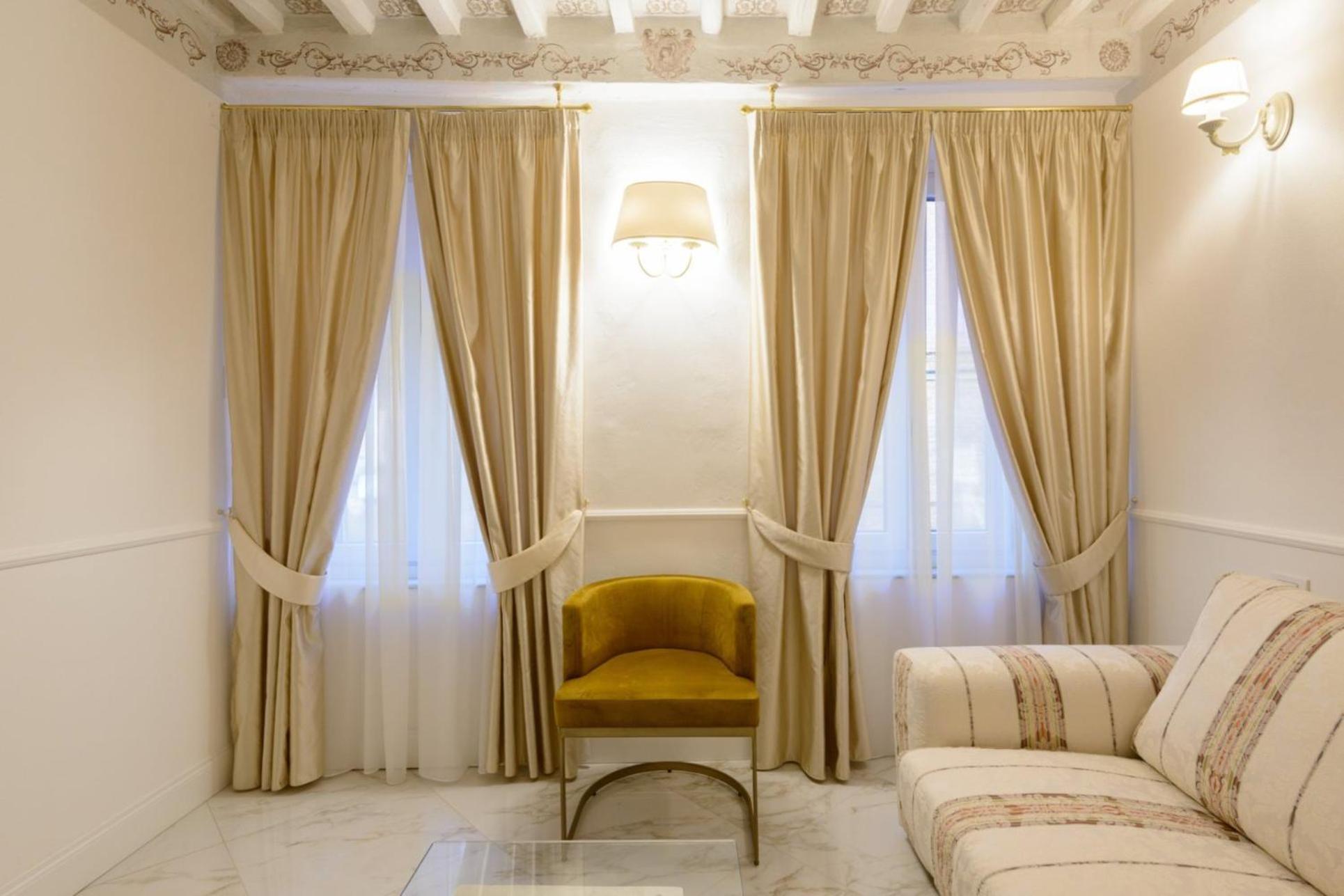 Domus Nannini Spa - L' Arco Di Matteotti Siena Buitenkant foto