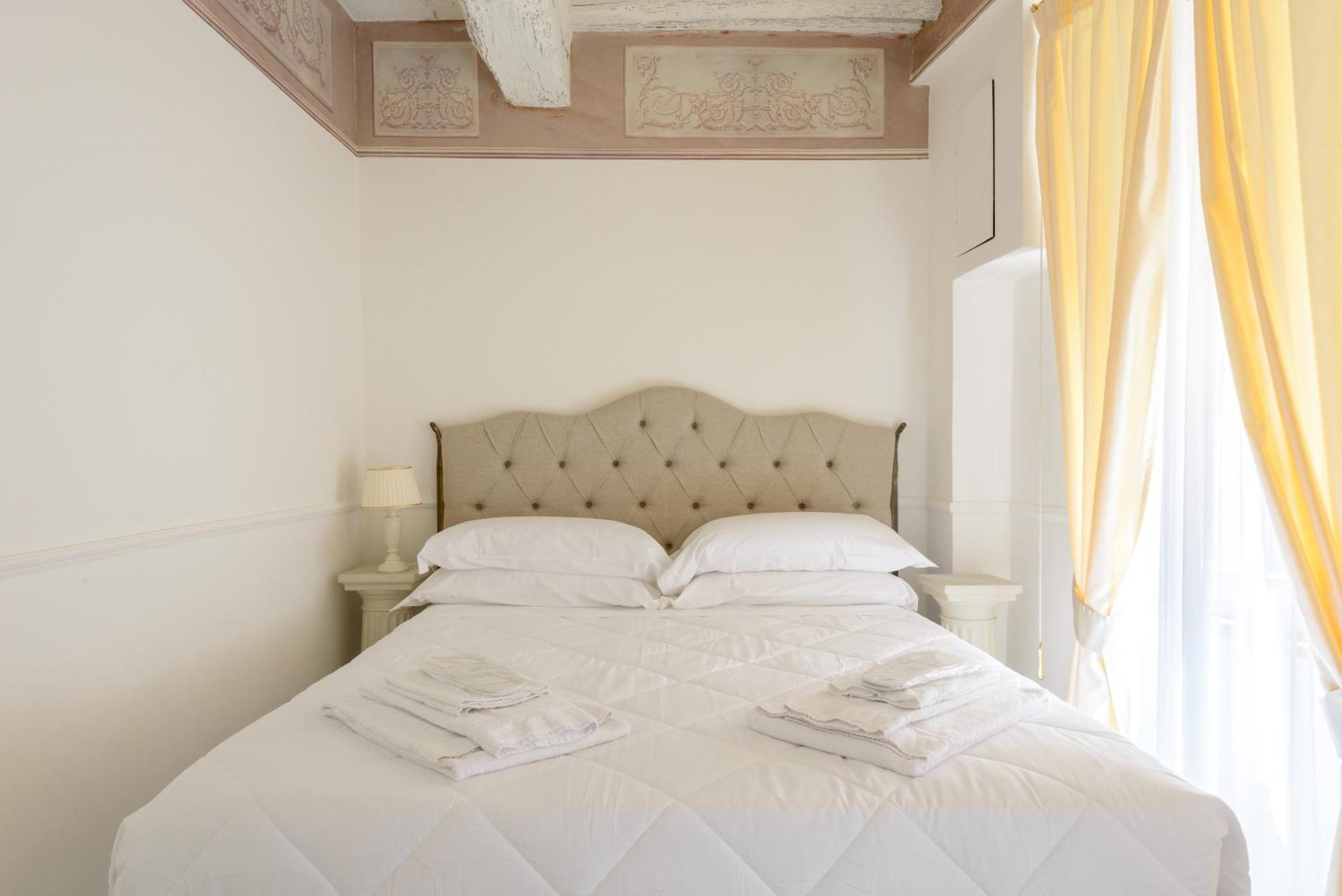 Domus Nannini Spa - L' Arco Di Matteotti Siena Buitenkant foto